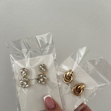 2 Steckerohrringe Modeschmuck 