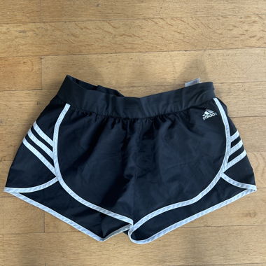 Kurze Adidas Sporthose