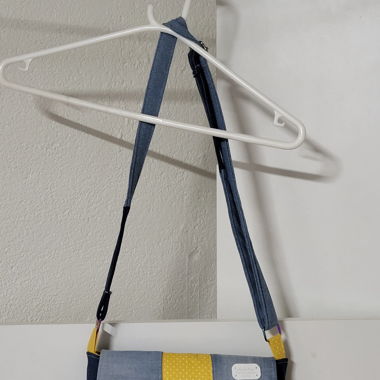Sac à bandoulière en jeans recyclé