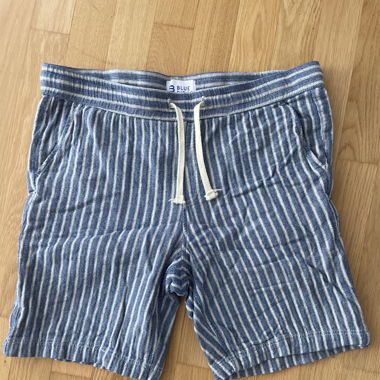 Kurze Hosen