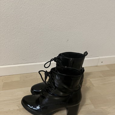 Schnürboots Lack