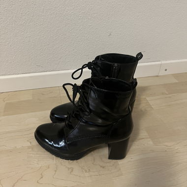 Schnürboots Lack