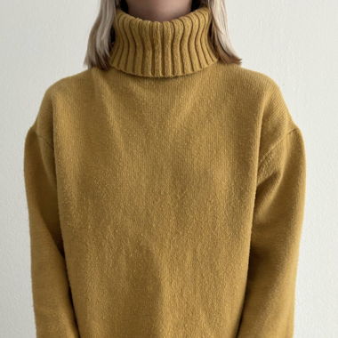 Senf-Gelber Rollkragen Pullover