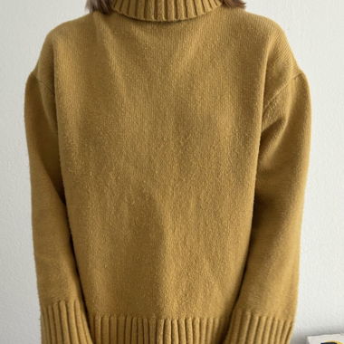 Senf-Gelber Rollkragen Pullover