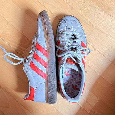 Adidas SPEZIAL Sneaker gris/rouge Taille 40
