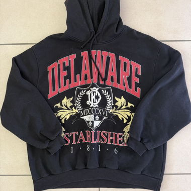 Felpa con cappuccio Bershka Delaware