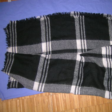 Schultertuch/Schal schwarz/weiss