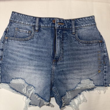 GUESS Shorts in Ripped Denim