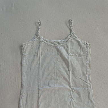 basic white shirt