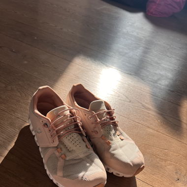 On Cloud - Schuhe