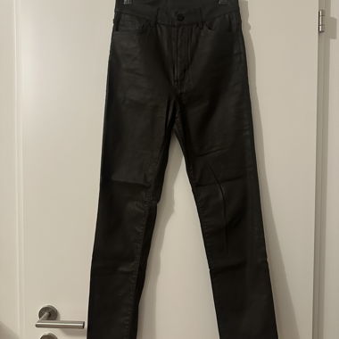 Pantalon Massimo Dutti marron foncé, finition brillante