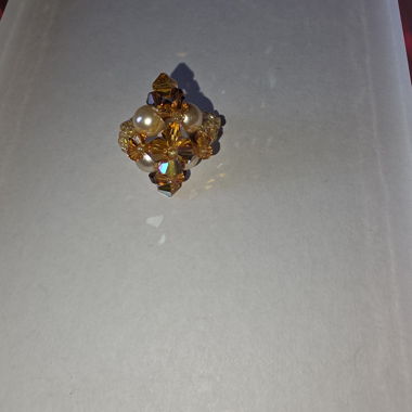 Handgefertigter Ring mit bernsteinfarbenen Swarovski‑Kristallen