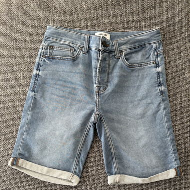 Short en jeans