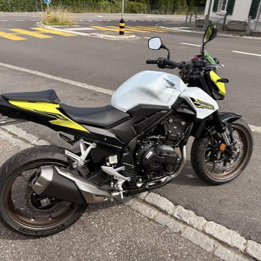Honda CB500 Hornet 2026