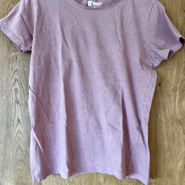 Pink T‑shirt