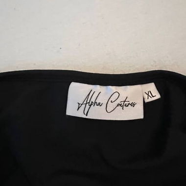 Alpha Coutures - top de sport court noir