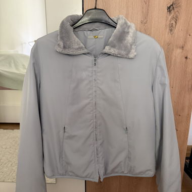 Veste zippée grise