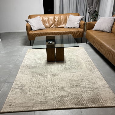 Neuwertiger Teppich 