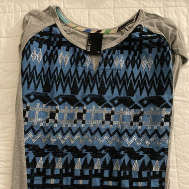 Besticktes Top