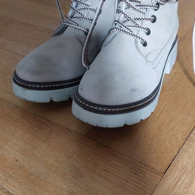 Graue Stiefel/Boots