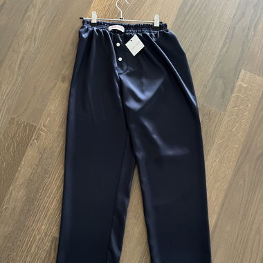 Hand Over Trousers