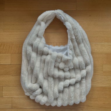 Fuzzy towel - beach bag