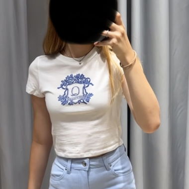 T-shirt court blanc avec impression bleue