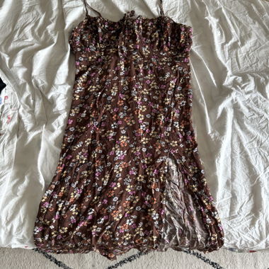 Braunes Floral Slip-Kleid