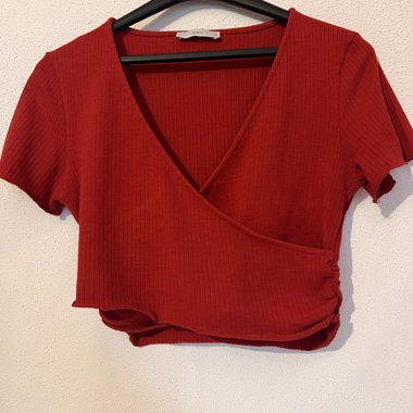 Haut portefeuille rouge
