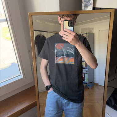 Billabong black T-shirt