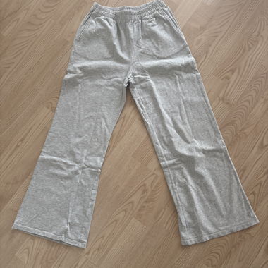 Hellgraue Trainerhose