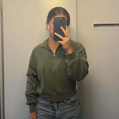 H&M sweatshirt