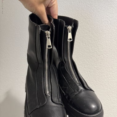 Bottes à fermeture devant 