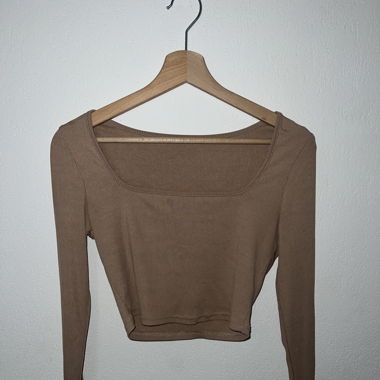 Braunes Langarmshirt Bauchfrei