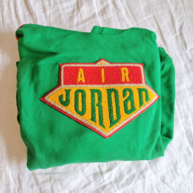 Felpa con cappuccio Air Jordan verde con patch logo