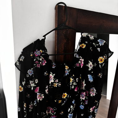 Floral top