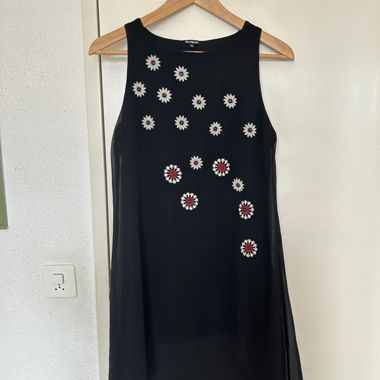 Robe noire sans manches Desigual