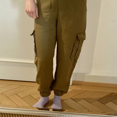 Pantalon cargo en tissu kaki