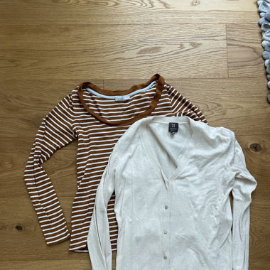 Zwei T-shirts für eines