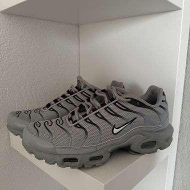 TN wolf grey