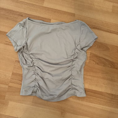 T-shirt sportivo grigio