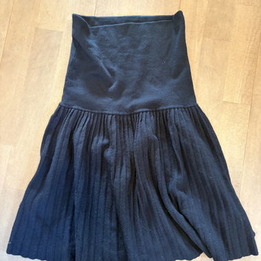 Black Knit Skirt Gr. 10