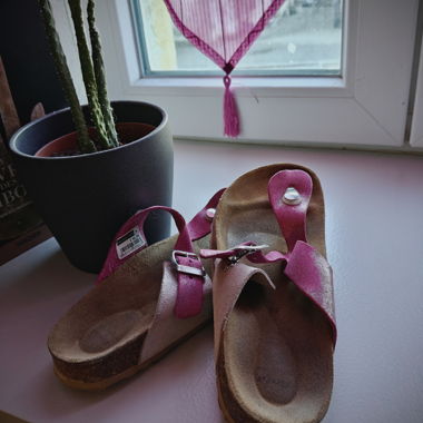 Pailletten-Sandalen in Rosa