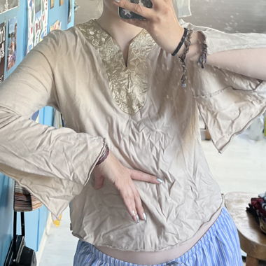 Flowy 70s Shirt