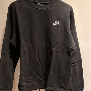 Pull Nike