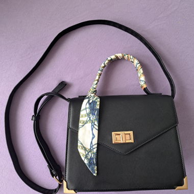 Handtasche