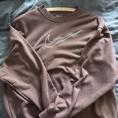 Pull Nike