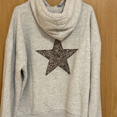 Grey hooded sweatshirt with leopard stars