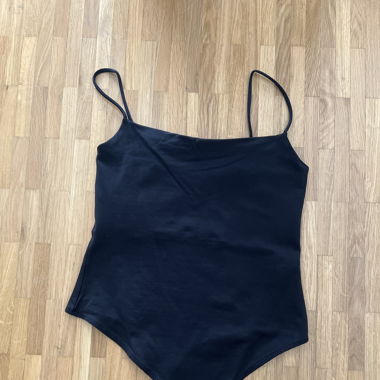 Body schwarz