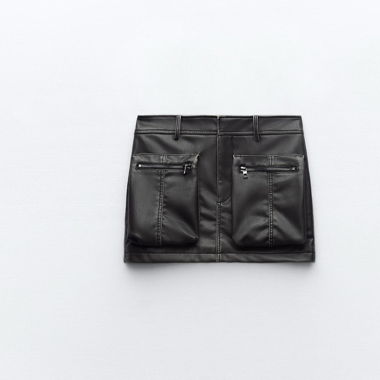 ROCK AUS KUNSTLEDER MIT TASCHEN